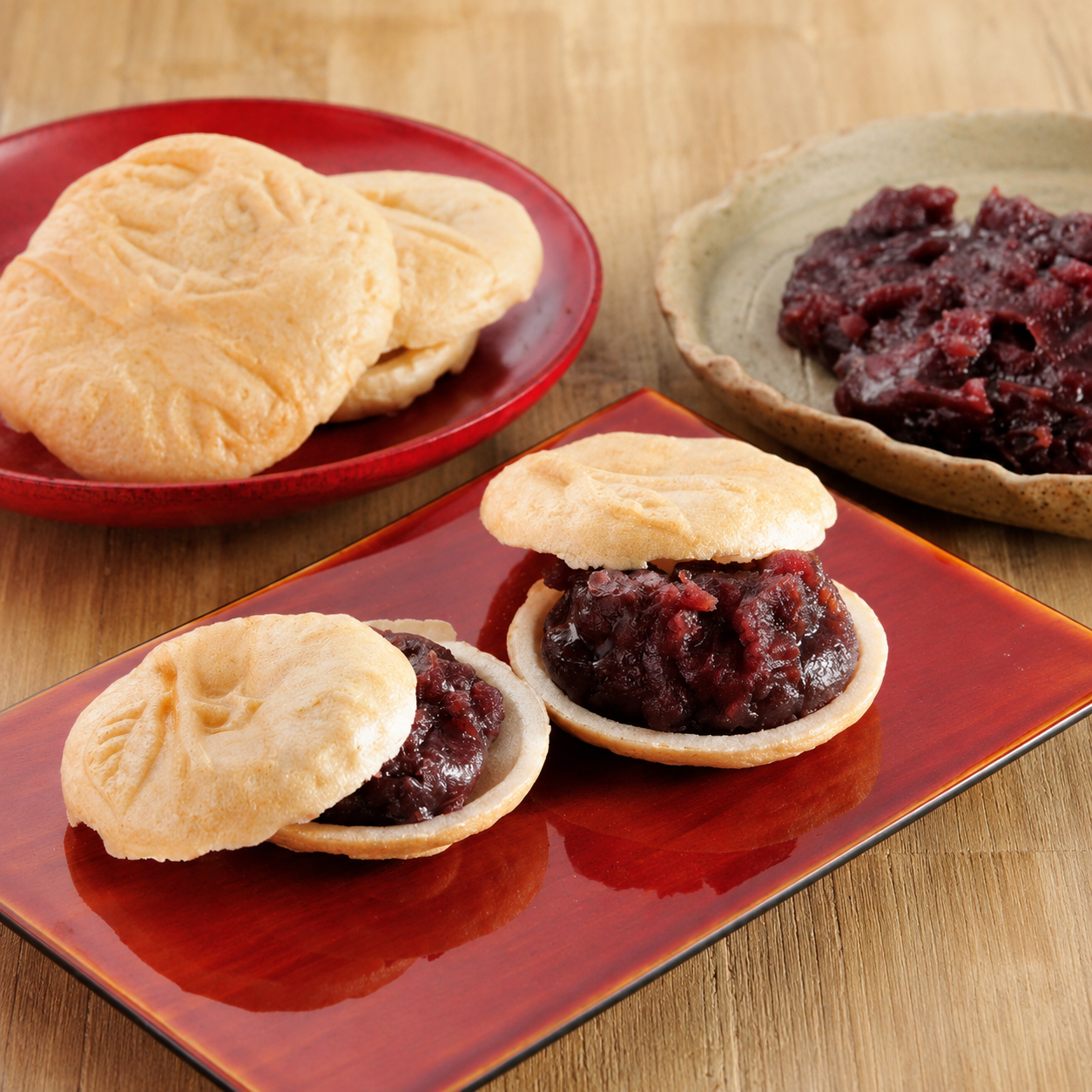 An Monaka Kit assembled monaka with red bean paste, Ise